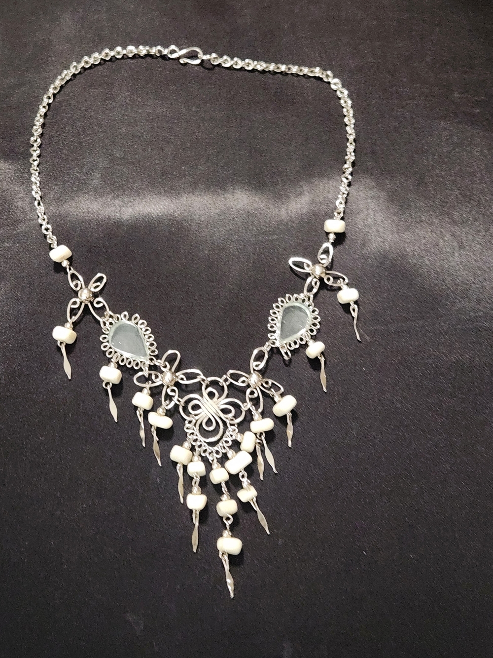 ​Vintage Silver Tone Wire Wrapped Bib Necklace, White Mother of Pearl Style Bead